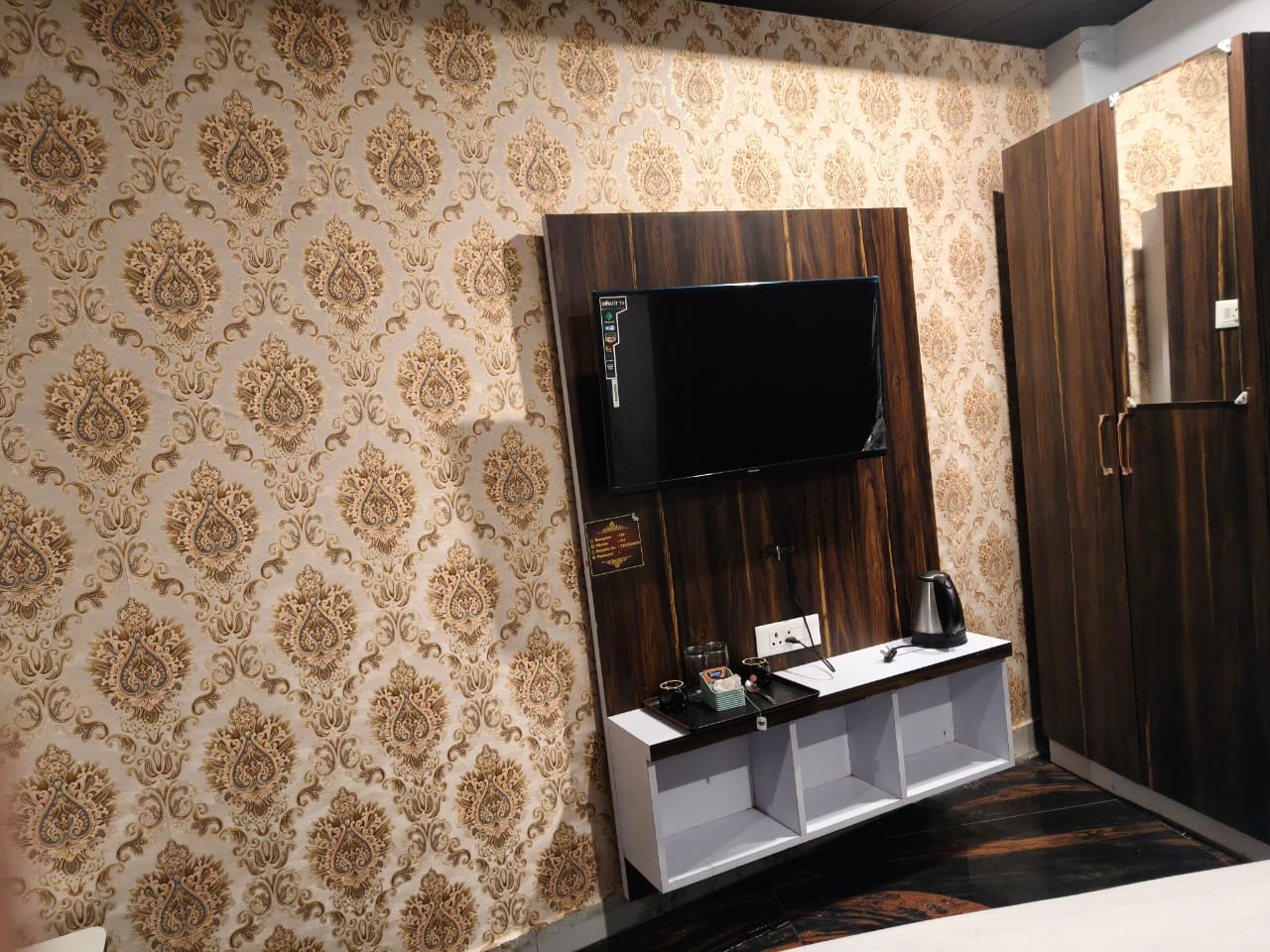 Room with TV unit